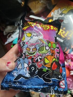 shows a Gus Fink's Kreepy Cuddles Mystery Clippy Surprise blind bag from Spirit